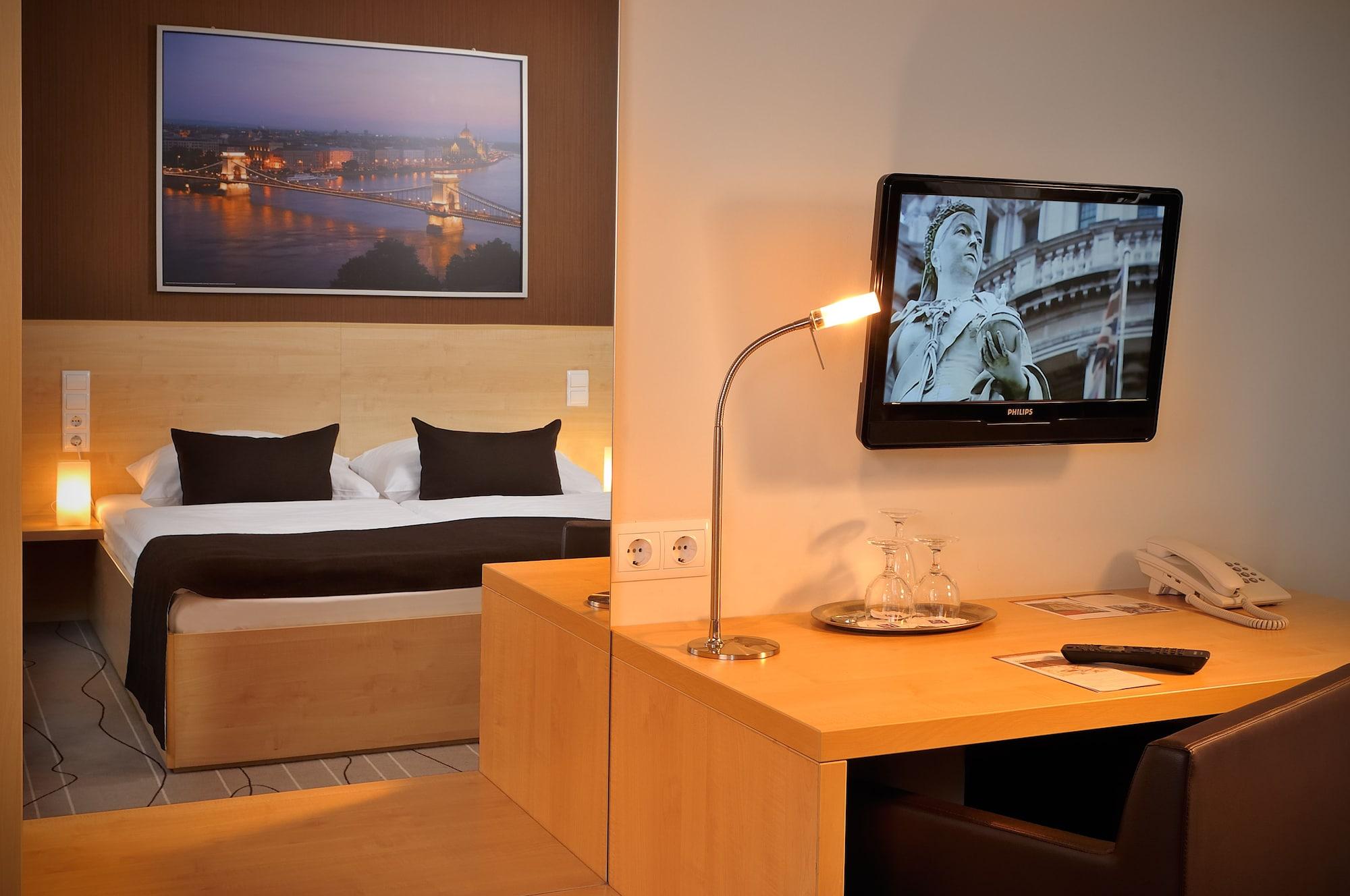 Promenade City Hotel Βουδαπέστη Δωμάτιο φωτογραφία