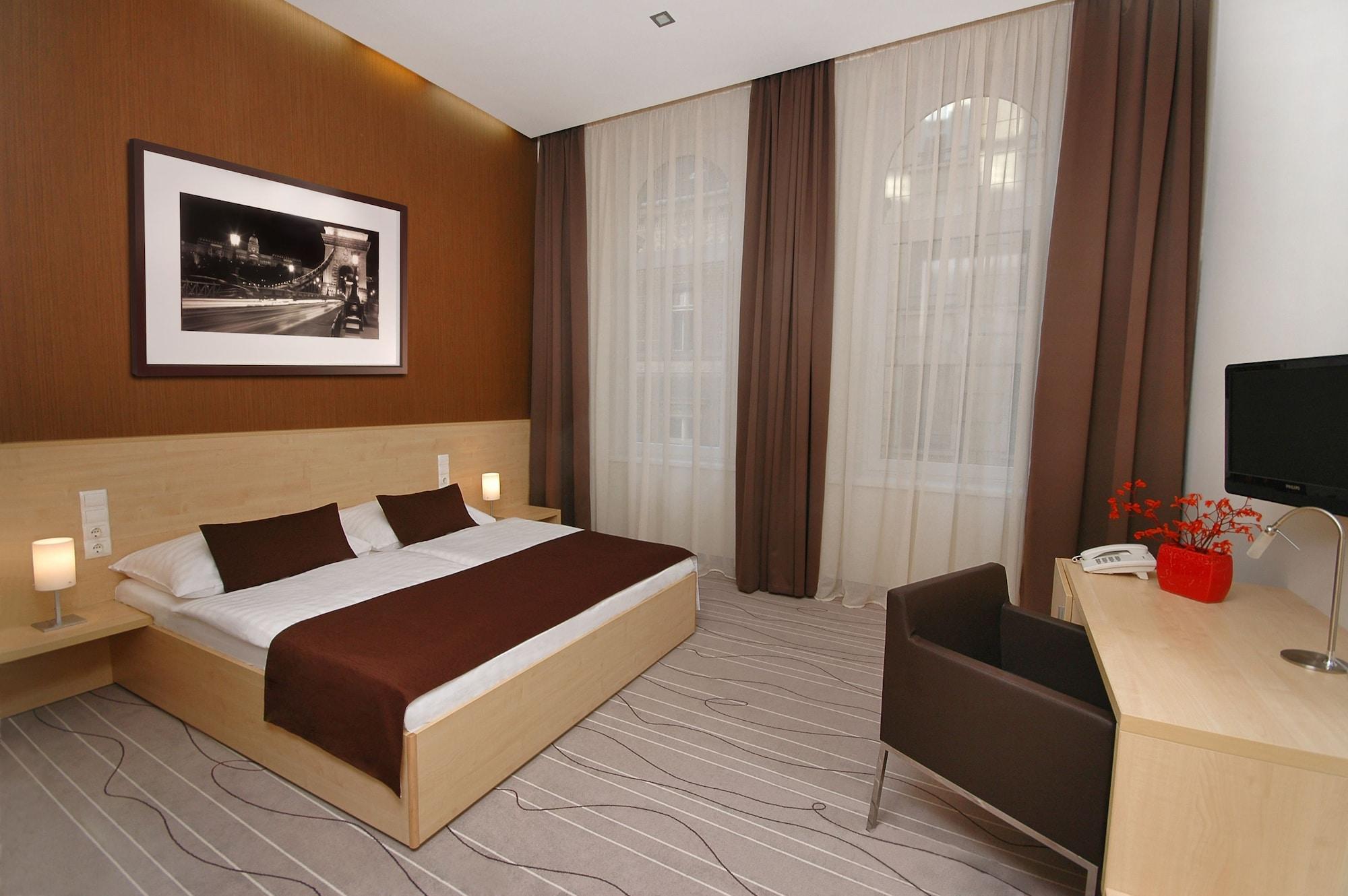 Promenade City Hotel Βουδαπέστη Εξωτερικό φωτογραφία