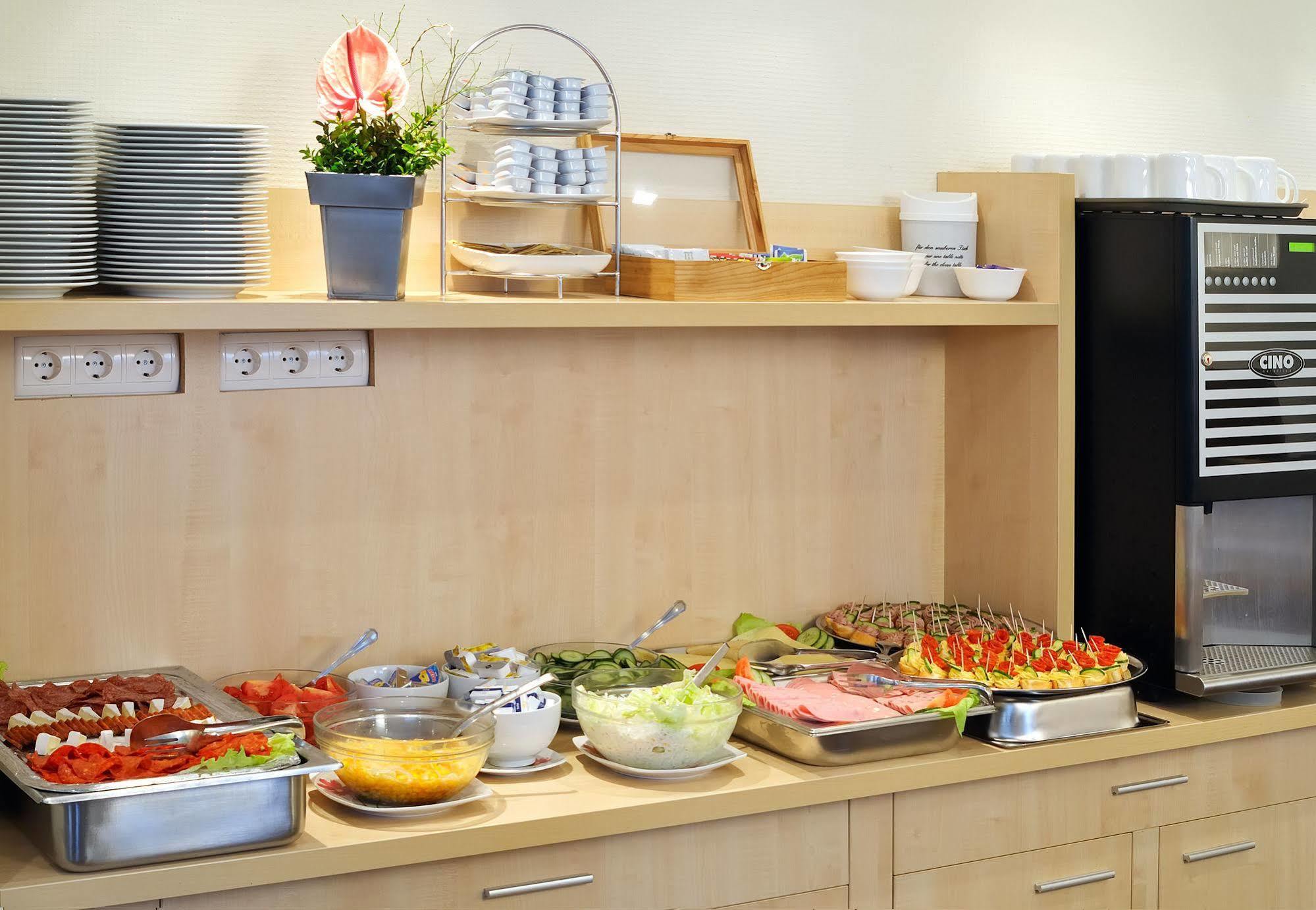 Promenade City Hotel Βουδαπέστη Εξωτερικό φωτογραφία